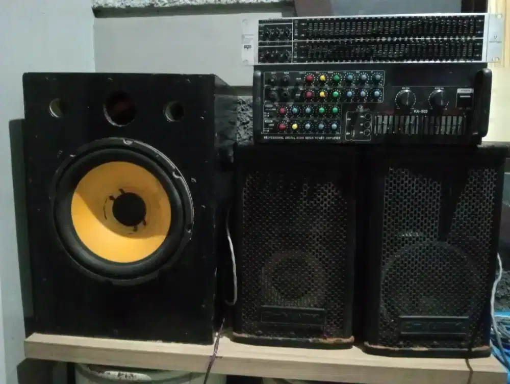 Amplifier Crimson + Speaker C-Mark
