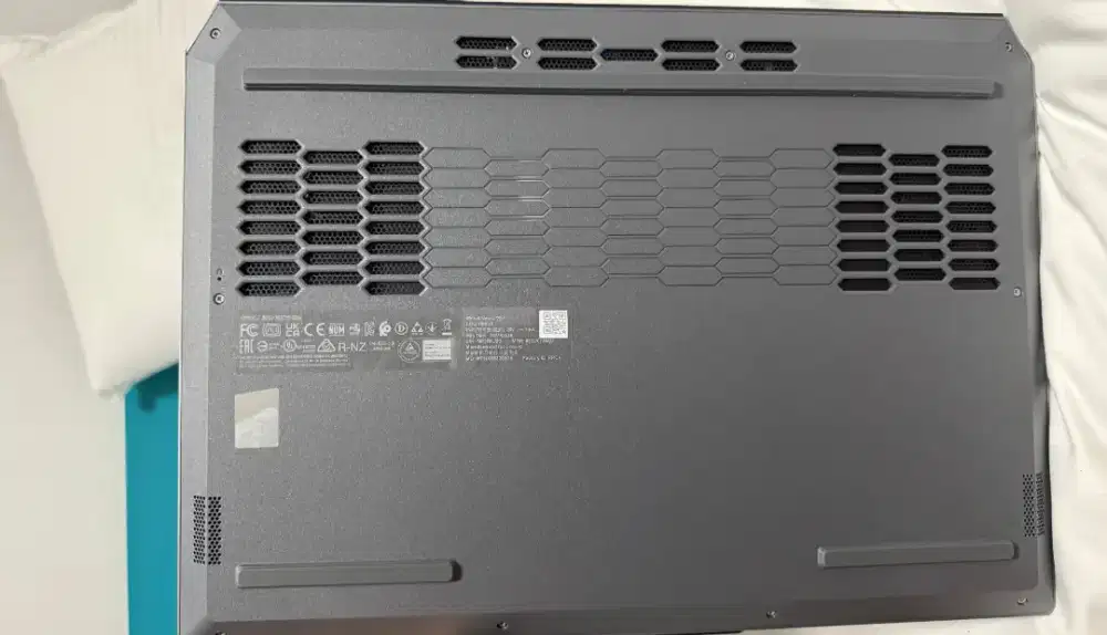 Lenovo LOQ I7 like new