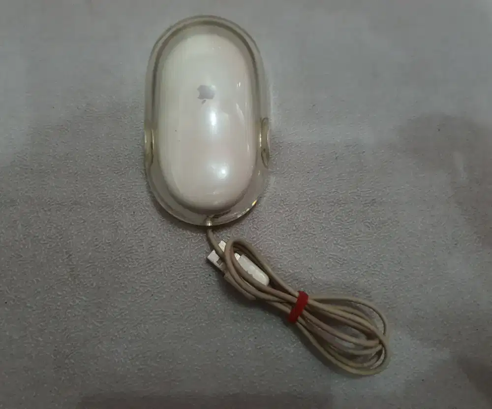 Apple Pro Mouse vintage model M5769