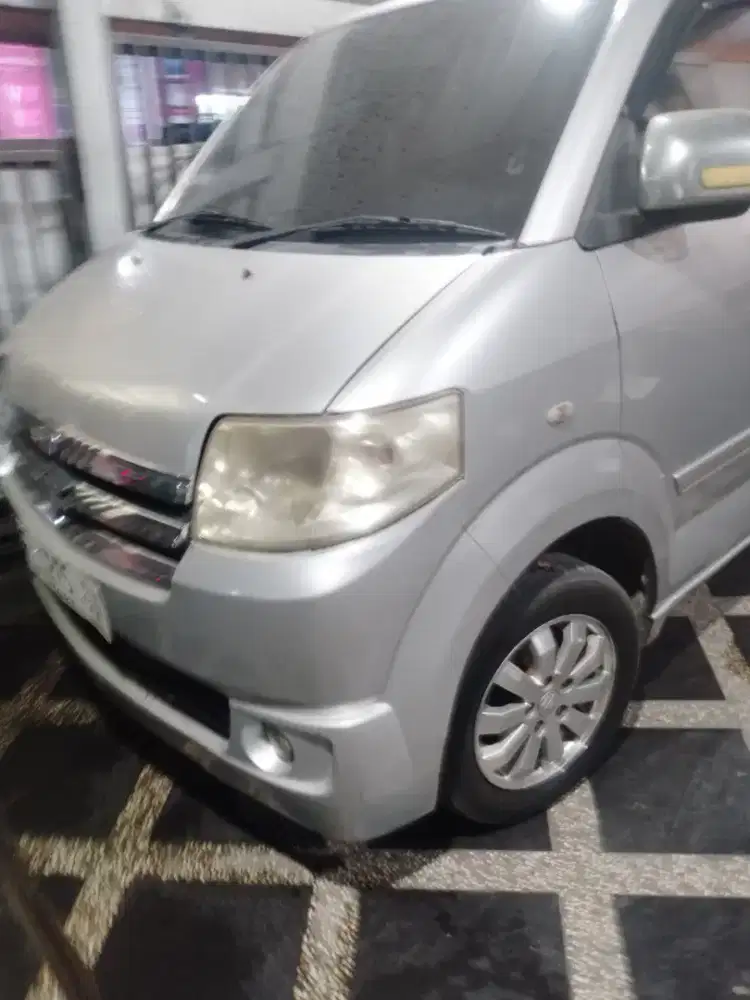 Suzuki APV SGX 2009 tinggal pakai