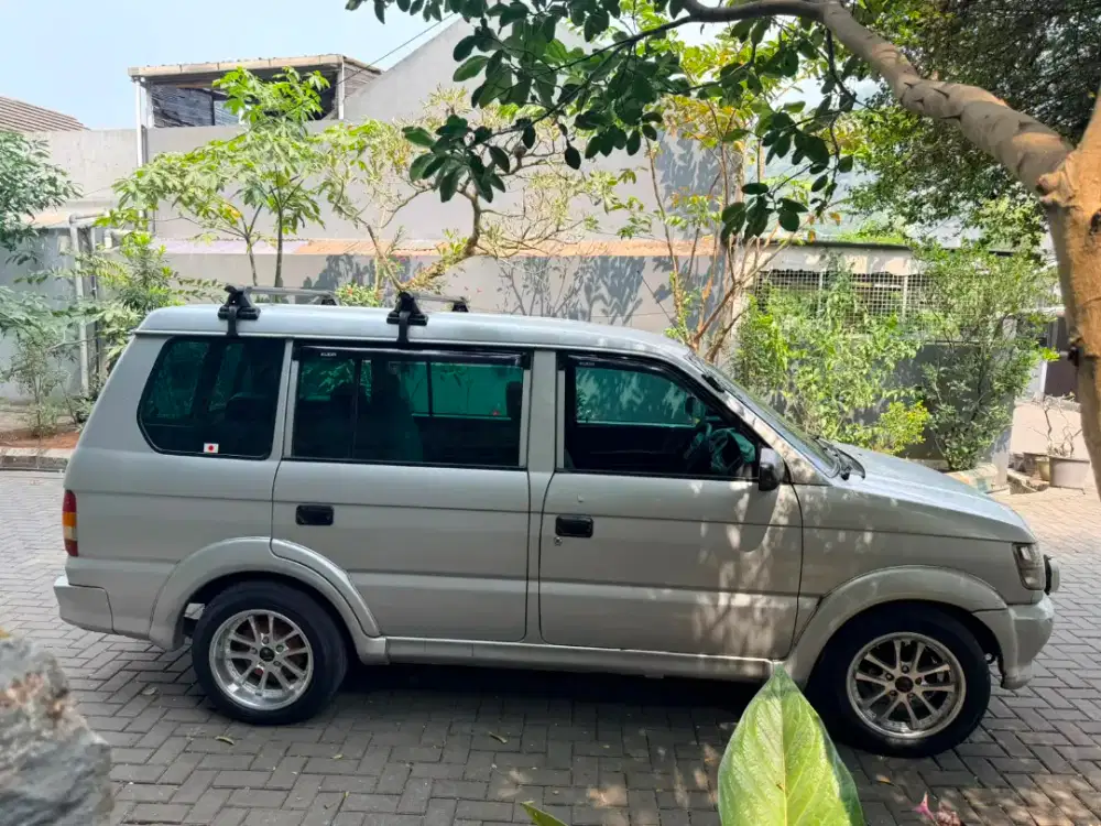 Mitshubshi kuda solar 2000 cimahi