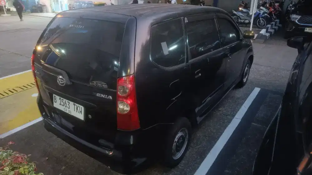 Di jual cepat Xenia Li tahun 2011