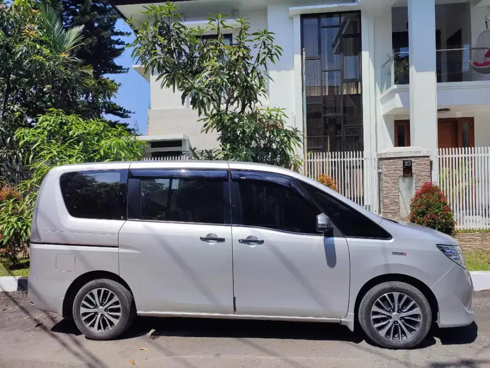 Nissan Serena X 2016