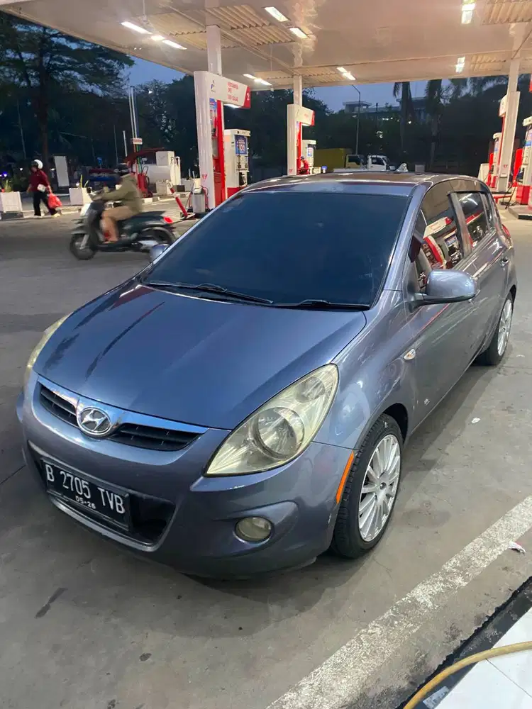 Hyundai i20 SG sunroof 2010 MT