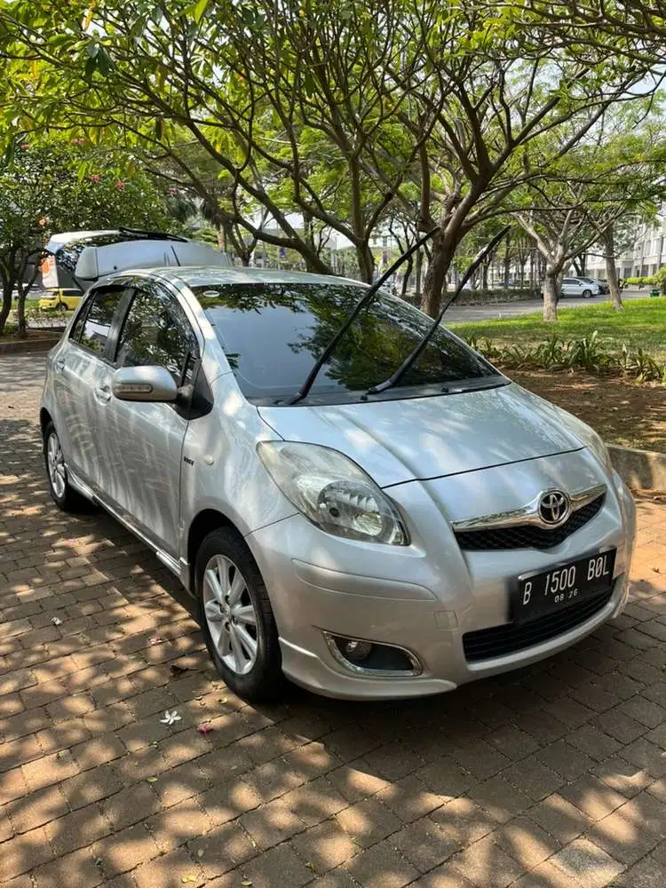 Toyota Yaris 2011 Tipe E Rawatan