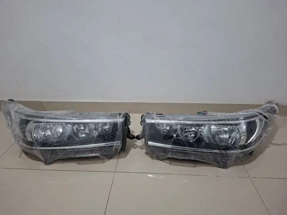 Headlamp Original Innova Reborn Diesel 2024