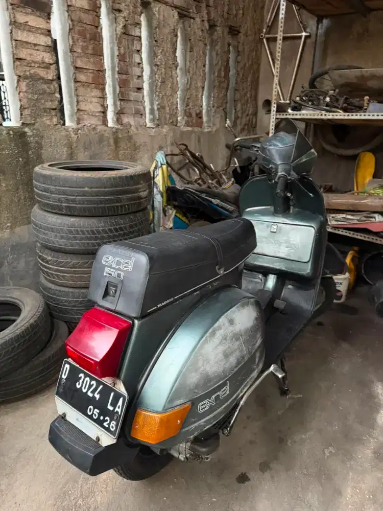 Vespa Excel 1996 kumplit