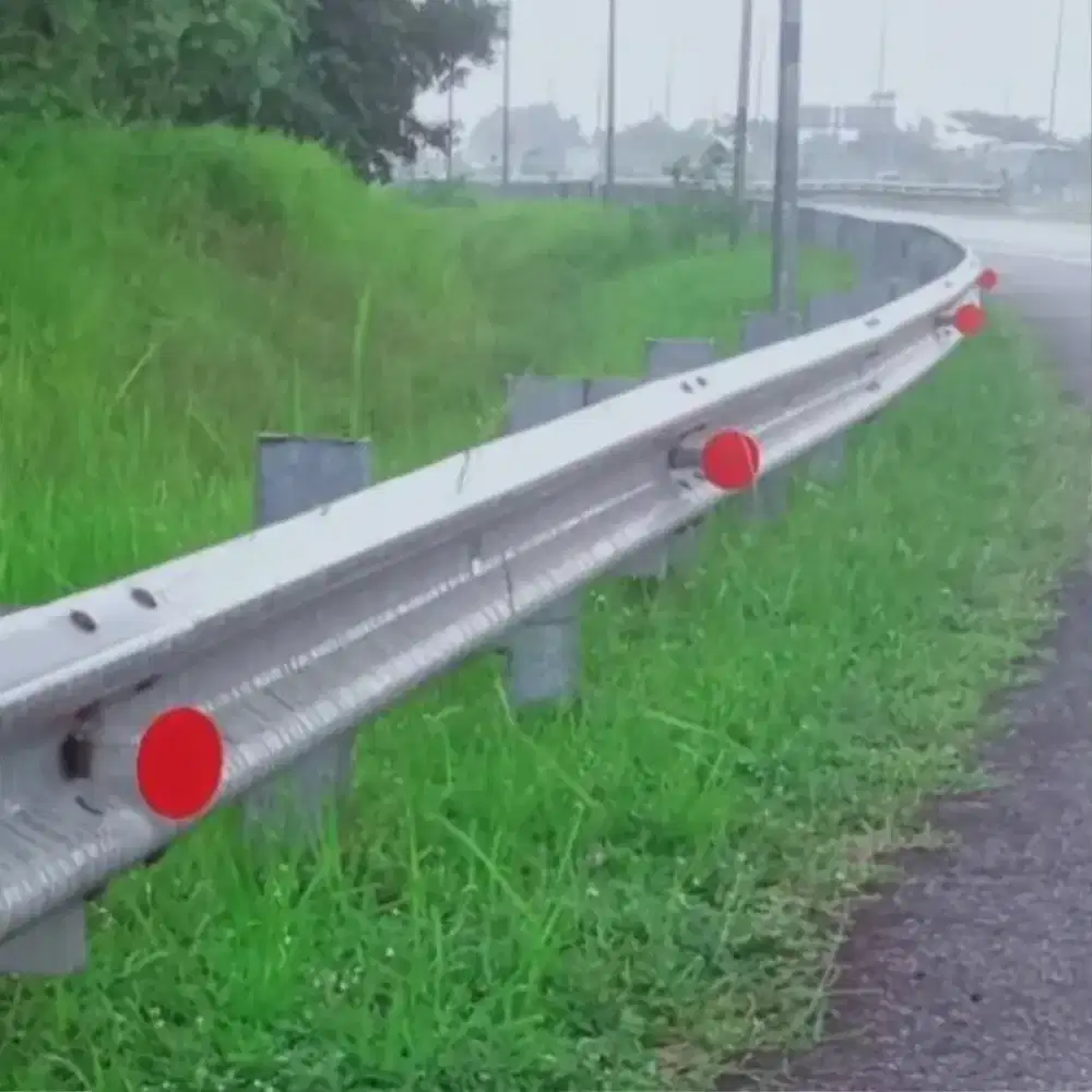 Guardrail Pagar Pembatas & Pengaman Jalan Raya & Tol