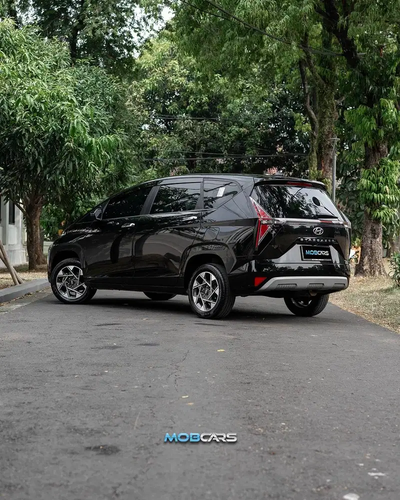 KM LOW STARGAZER PRIME AT 2022 HYUNDAI AUTOMATIC MPV