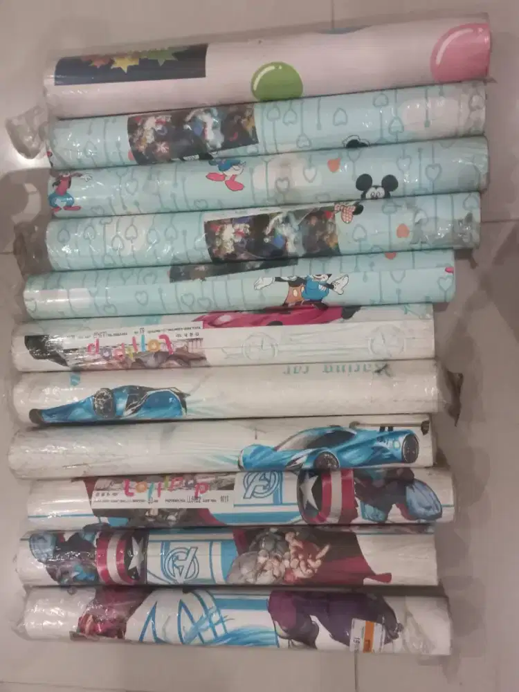 Wallpaper anak 11 roll cuci gudang