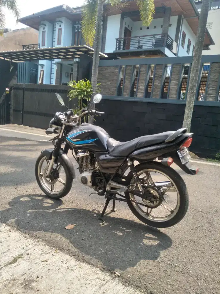 SUZUKI THUNDER 2006 LENGKAP