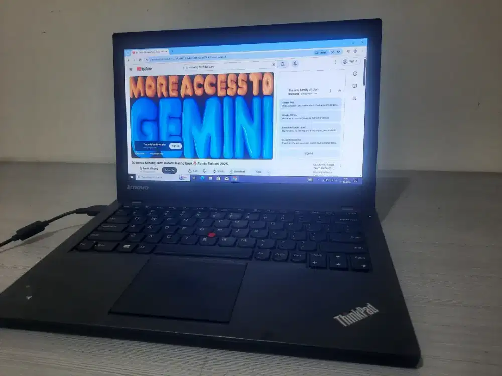 Jual BU Cepat Murah(Lenovo i5-4030 gen4)Ram4-hdd-500 Minus Batray aja