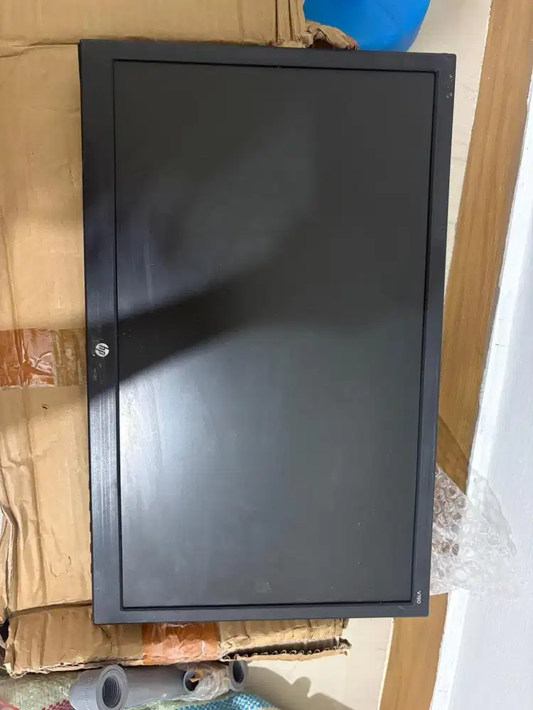 MONITOR HP TERMURAH