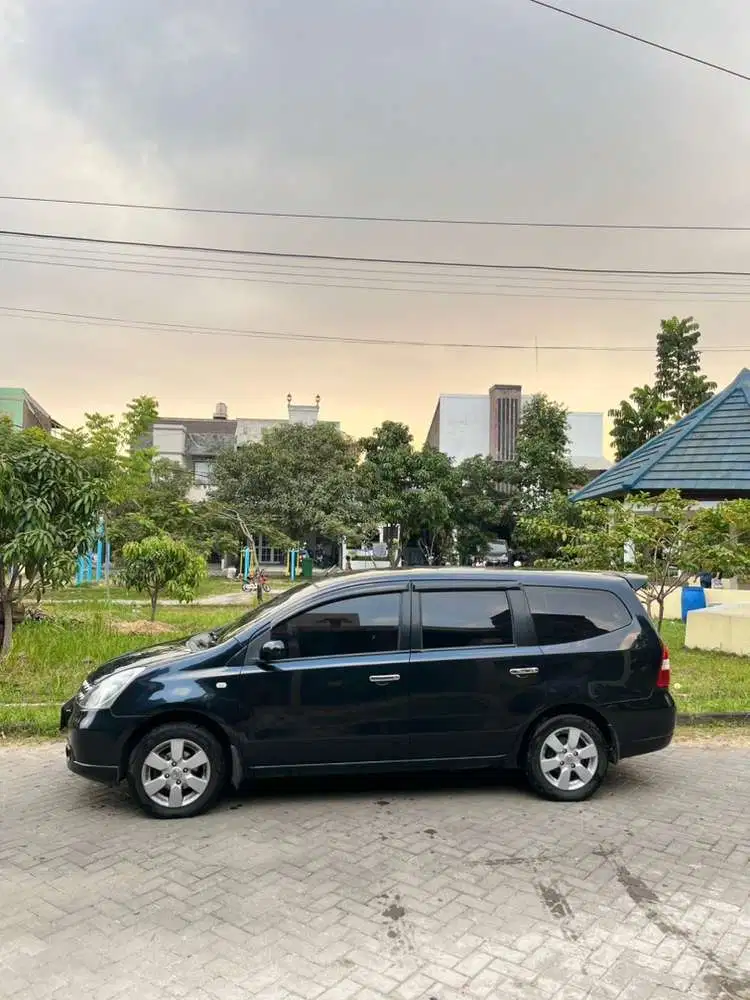 Nissan Grand livina 2007 Bensin