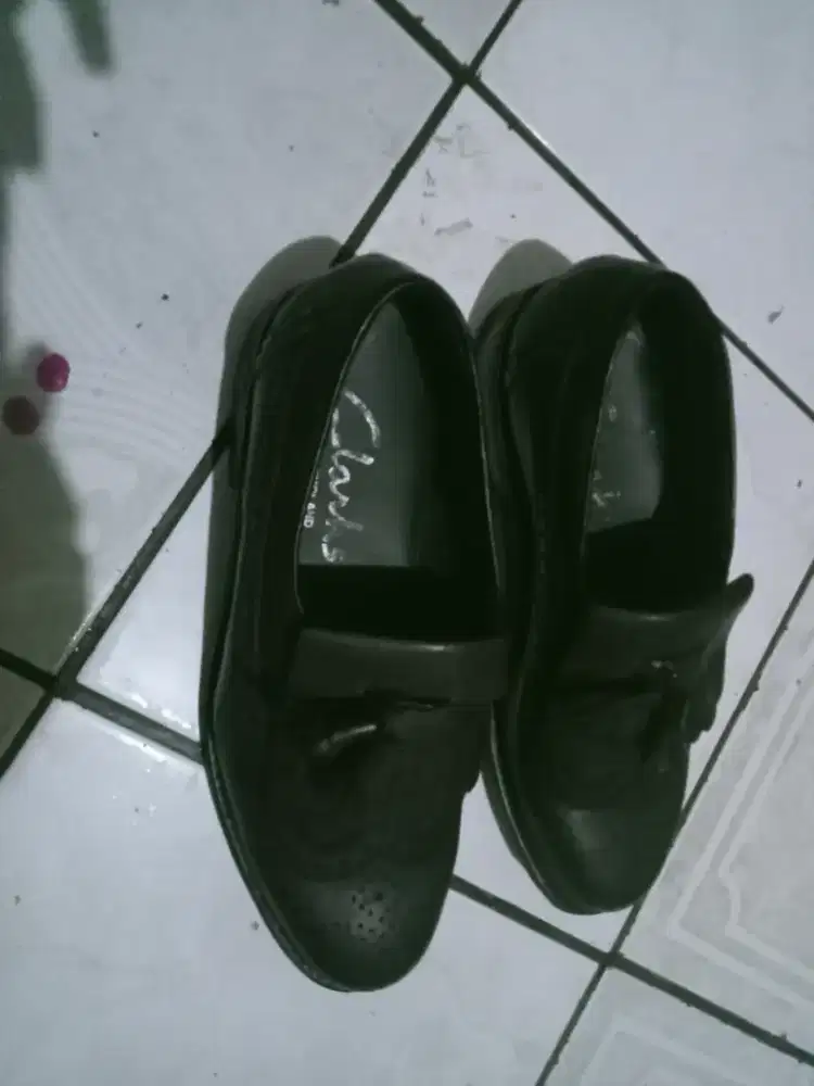 SEPATU BEKAS MURAH