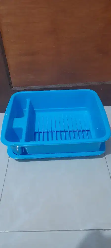 Dijual tempat penyimpanan piring