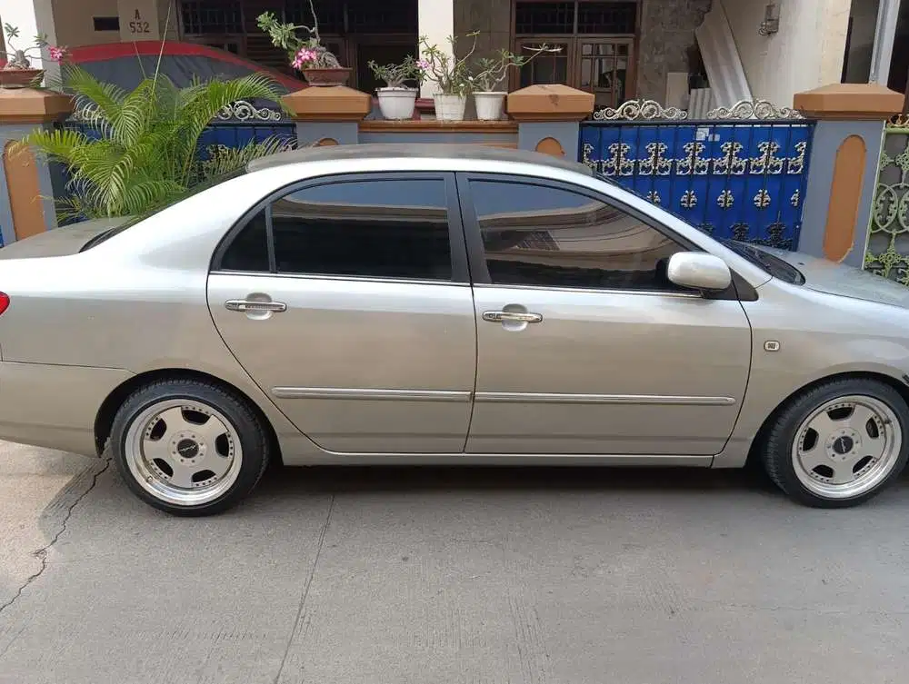 Toyota Corolla Altis 2002 Bensin