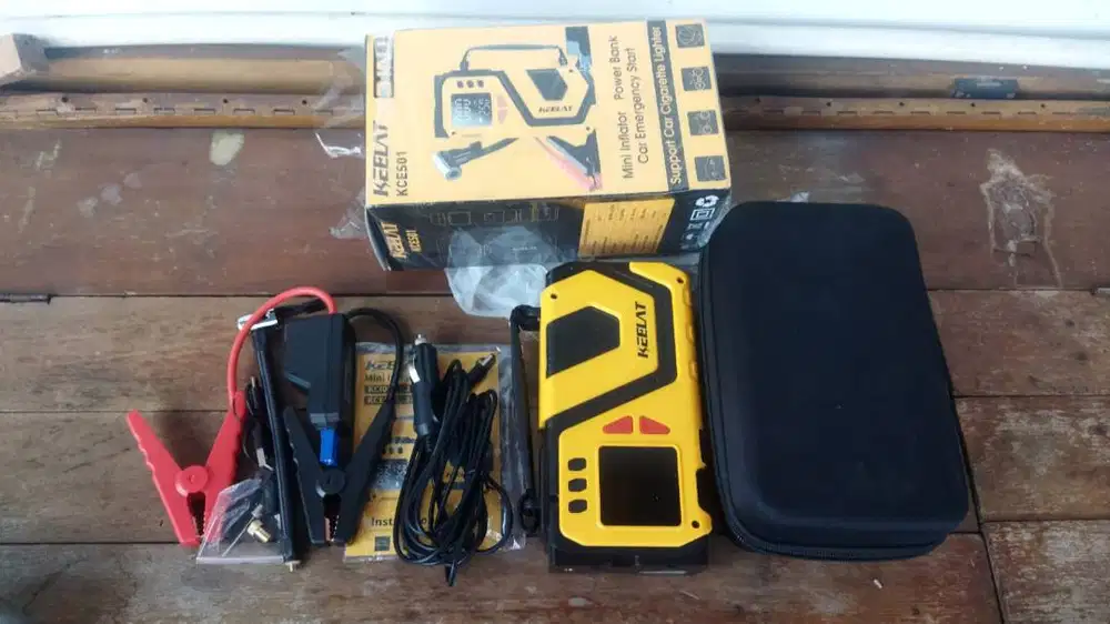 Pompa Angin Portable, Jumper Mobil, Power Bank Senter KEELAT KCES01