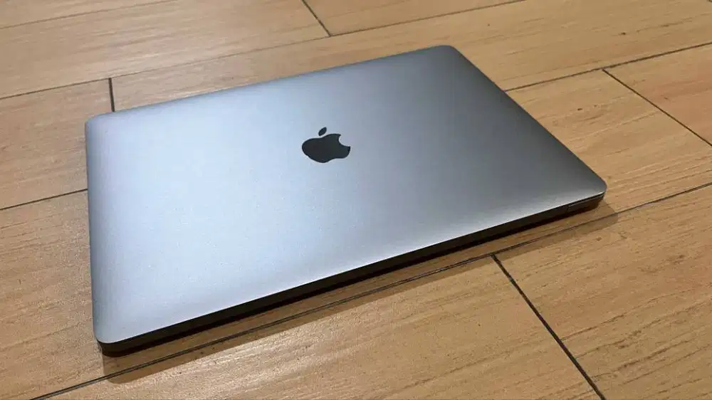 MacBook Pro 13-inch Chip Apple M2 (2022) - Silver