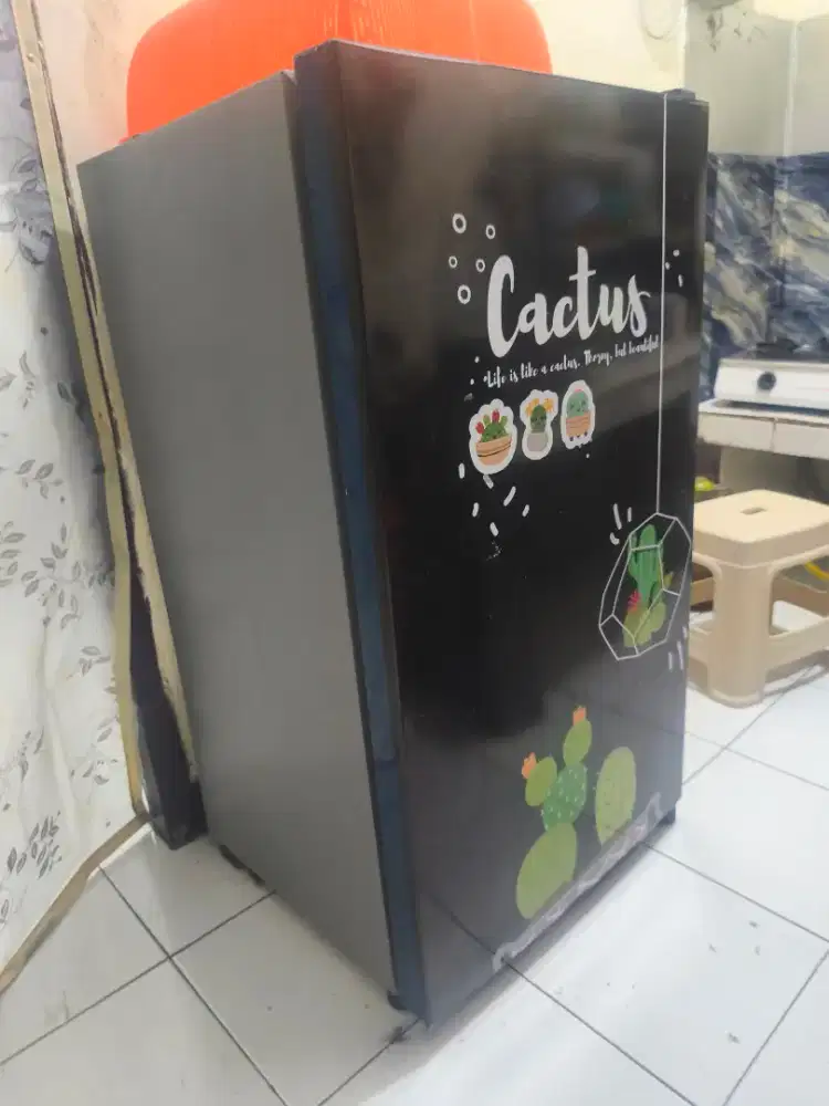 Kulas 1 pintu polytron