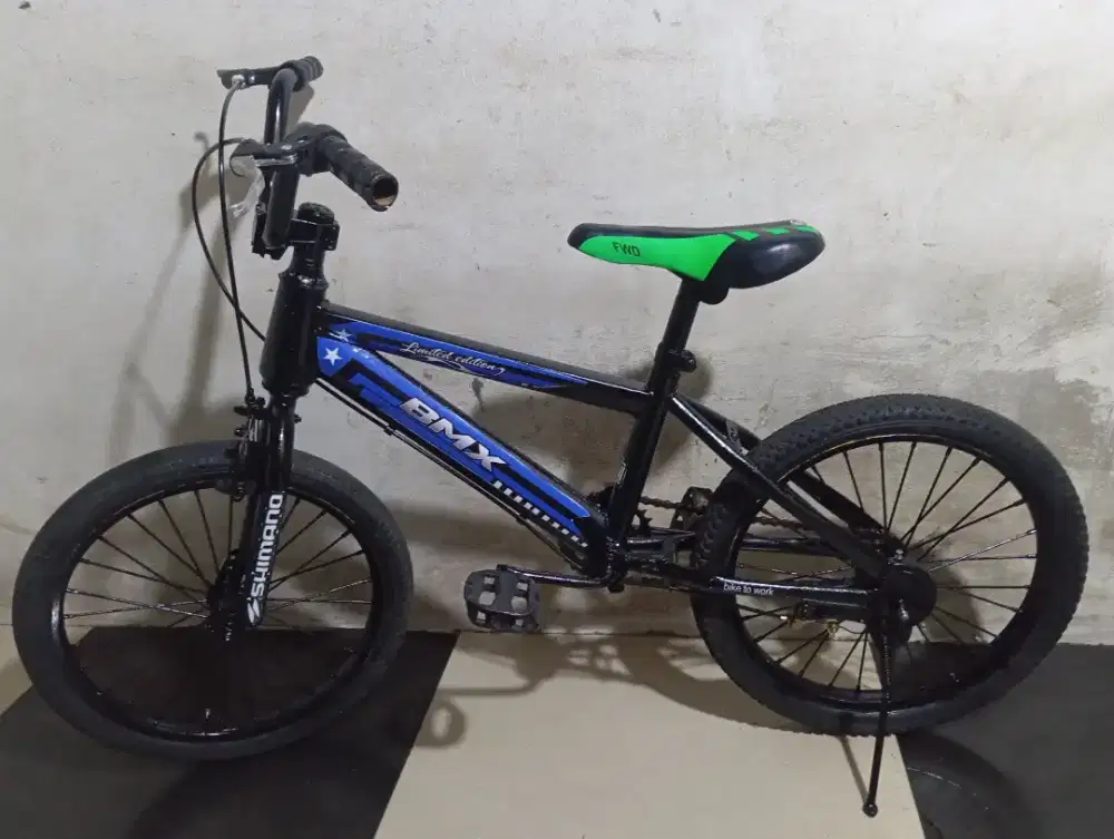 Sepeda BMX ukuran 18 kondisi normal