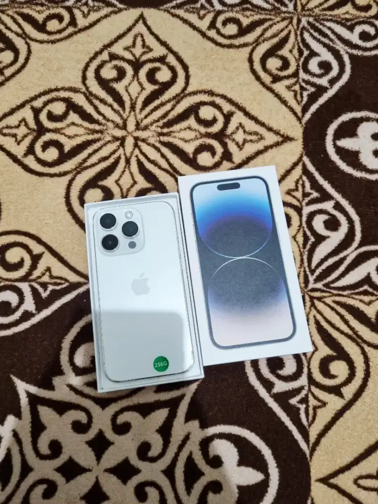 iPhone 14 pro 256GB silver