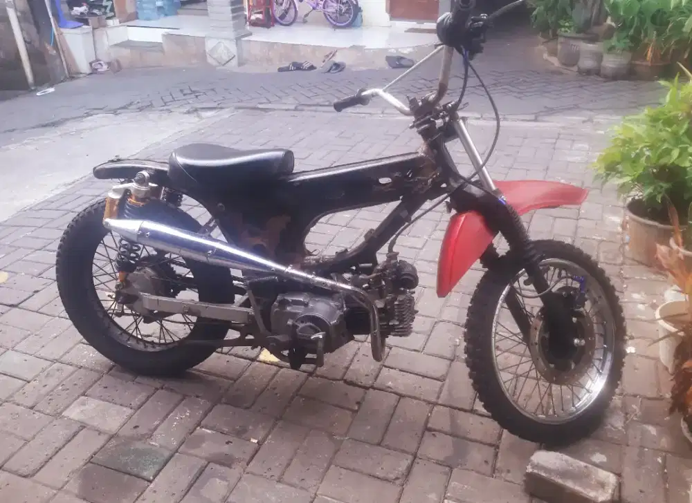 Bahan motor custem dax