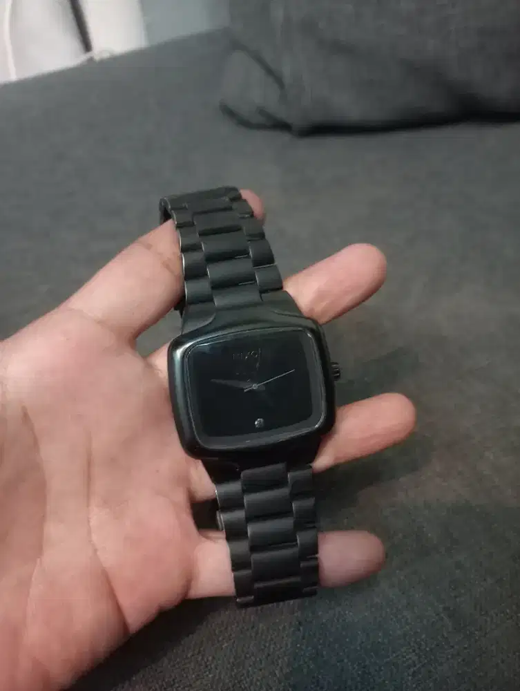 Jam tangan Nixon big player