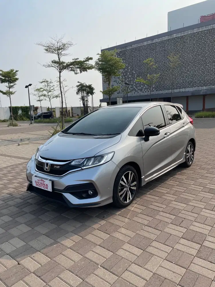 Jazz rs 2019 silver