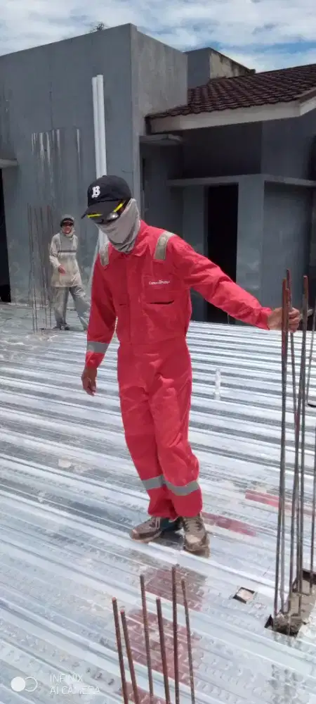 Tukang bangunan berpengalaman