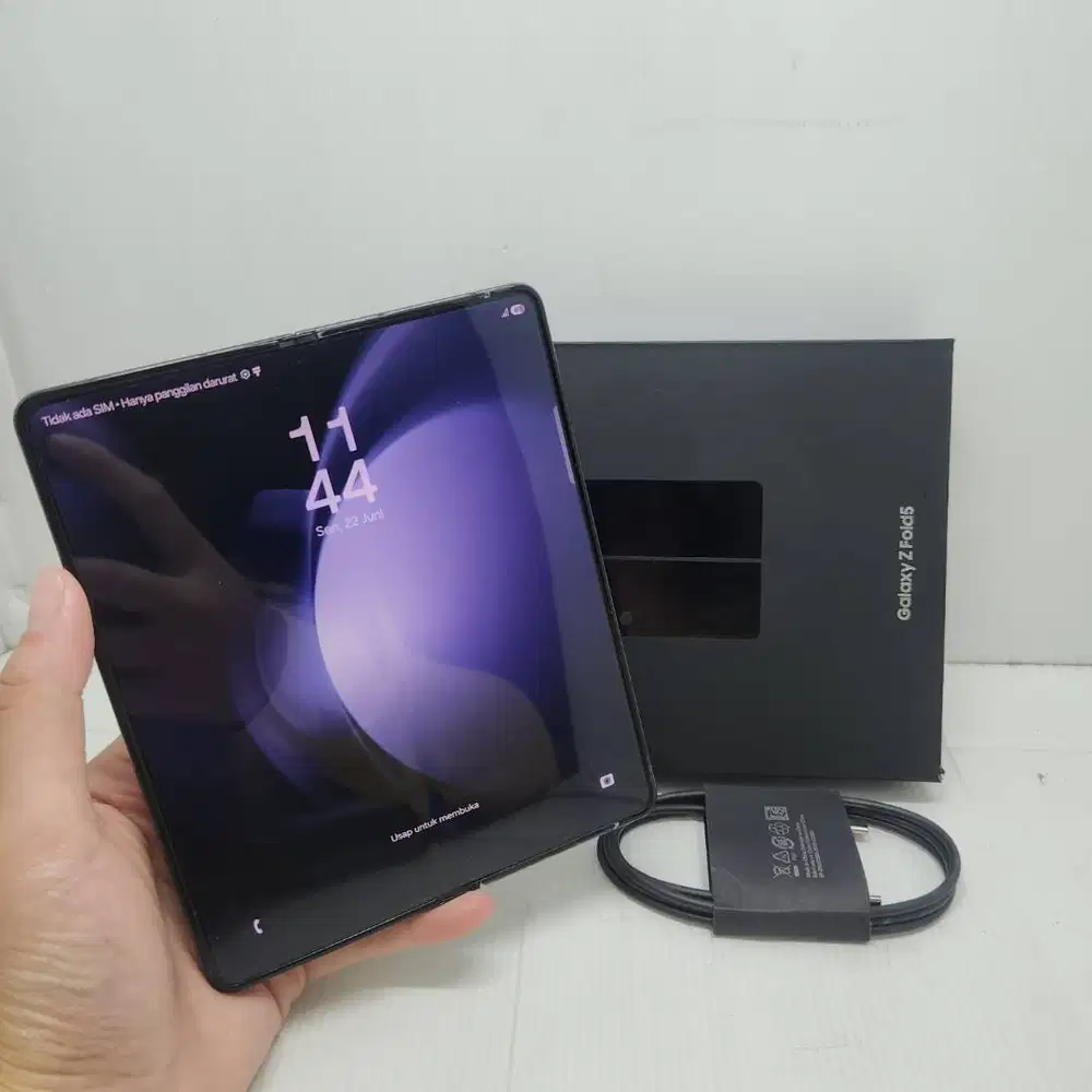 LIKE NEW 99% SAMSUNG GALAXY Z FOLD 5 5G 12/256 BLACK EX SEIN NO MINUS
