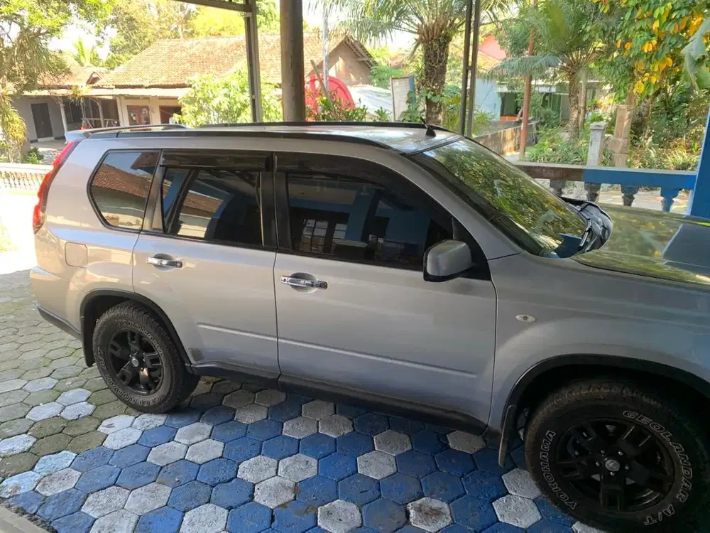 Nissan xtrail t31 2.0 2010