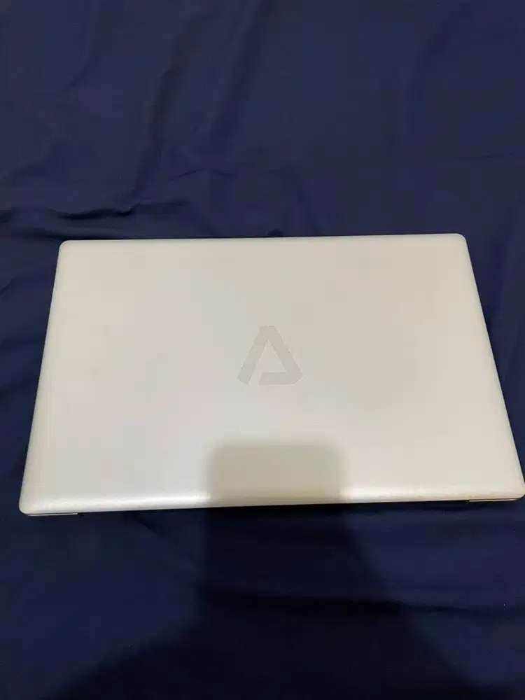 Laptop Amoli Celeron N4000 Ram 8 GB SSD 256 GB