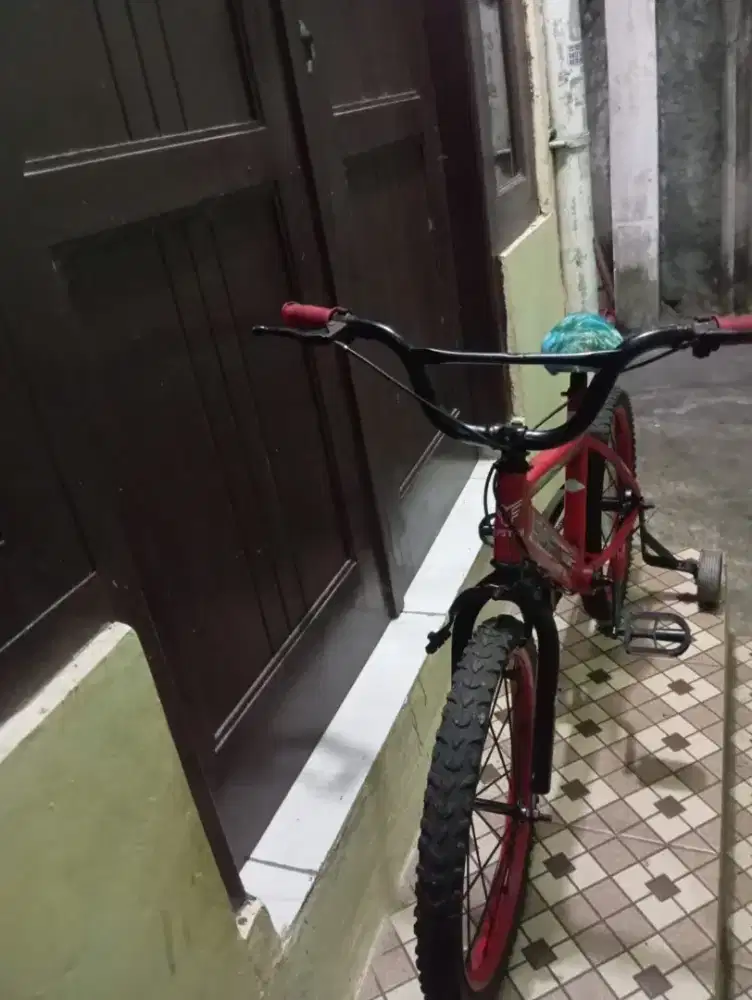 Di jual sepeda bmx anak