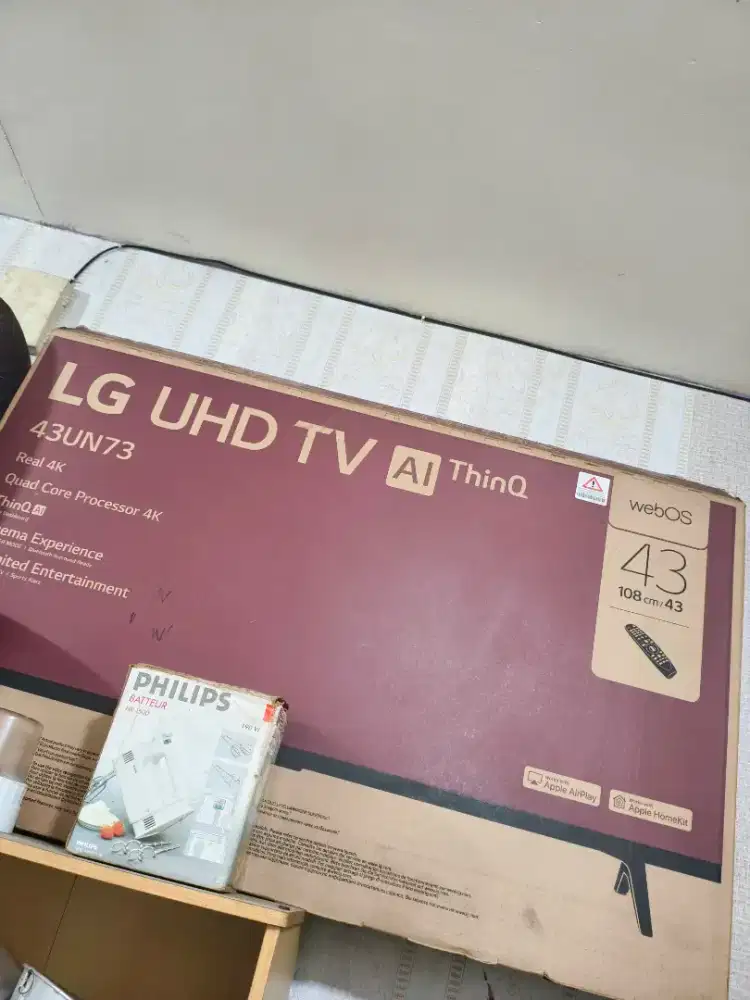 TV LG 43 inch smart TV