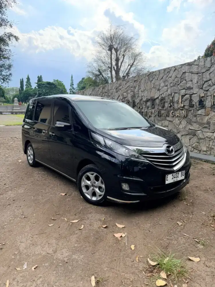 Mazda biante skyactive premium