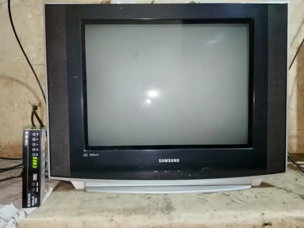 TV SAMSUNG 21 PLUS STB