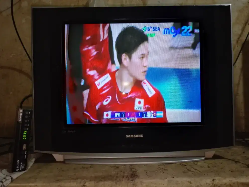 TV SAMSUNG 21 PLUS STB