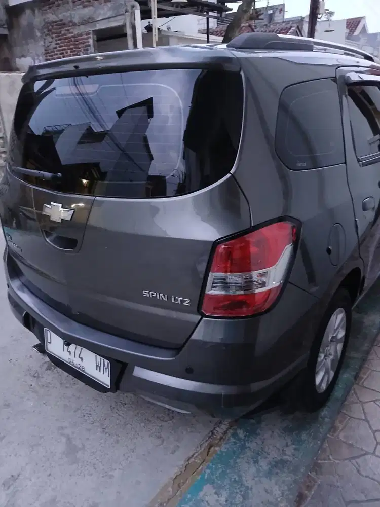 Dijual Chevrolet SPIN LTZ A/T 2013 Mulus Terawat