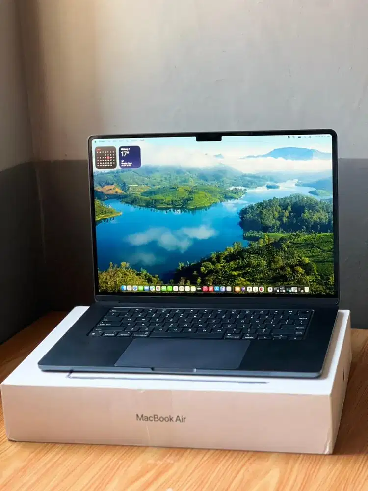 Macbook air m3 15inch gak jadi pakai