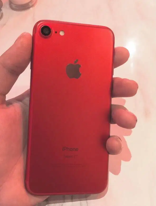 IPHONE 7 128GB RED
