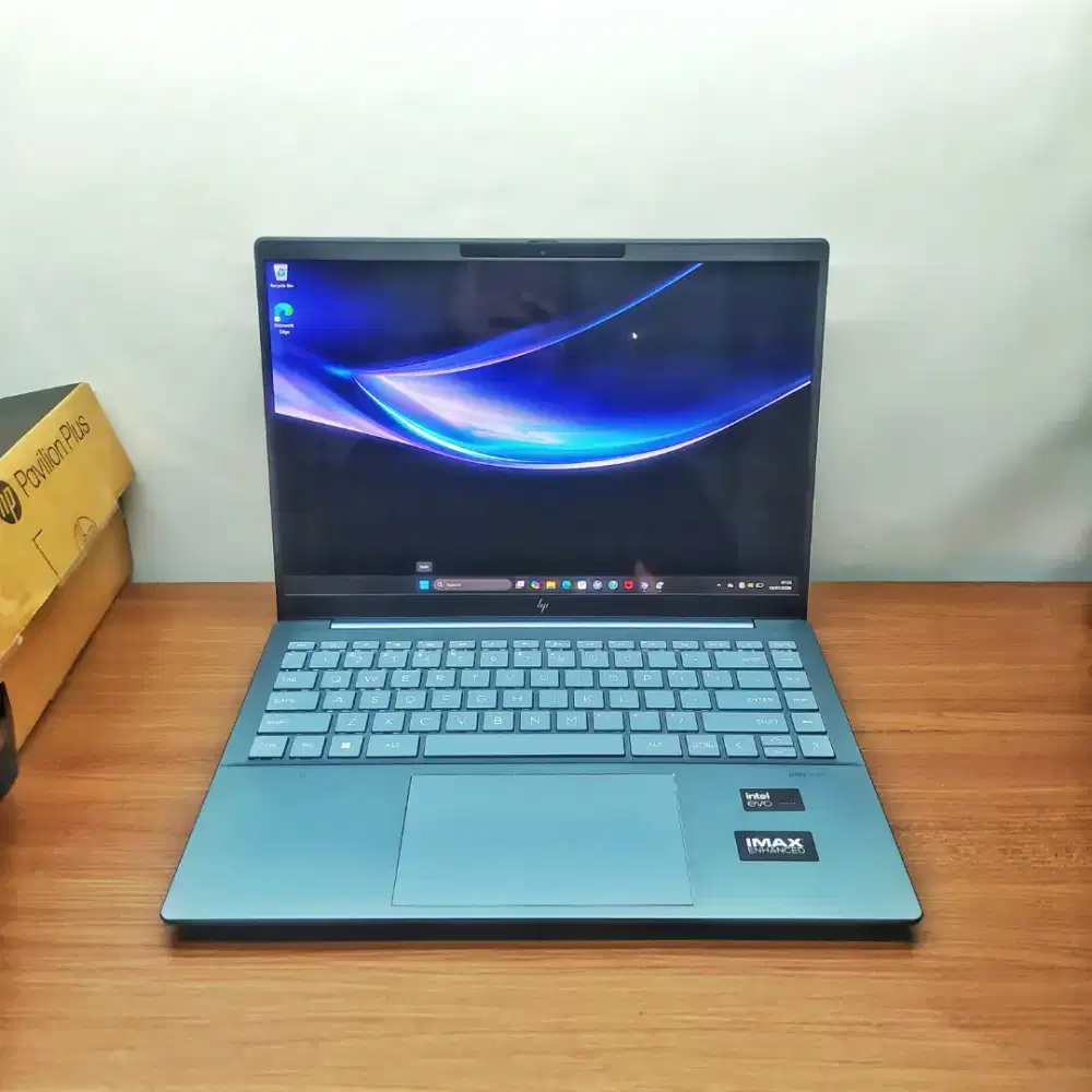 HP Pavilion Plus 14 OLED intel core ultra 7 RAM 32GB SSD 1TB Garansi