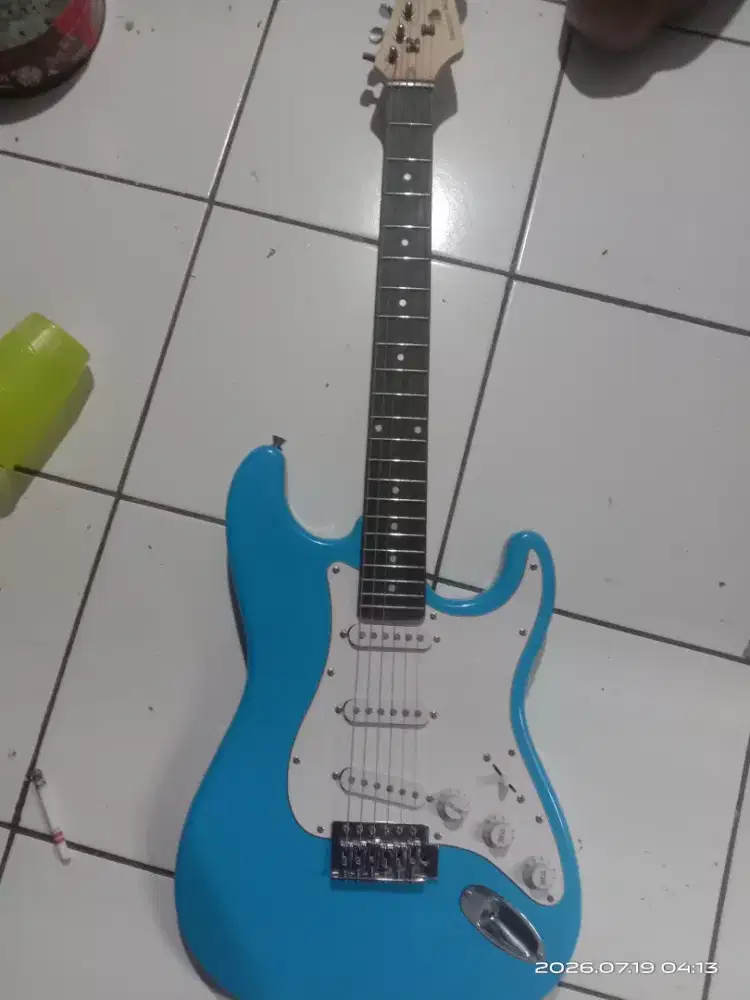gitar listrik merek ibanez