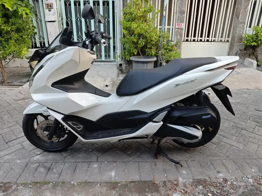 Honda pcx jual cpt 2022 km 16 rb istimewa samsat utara