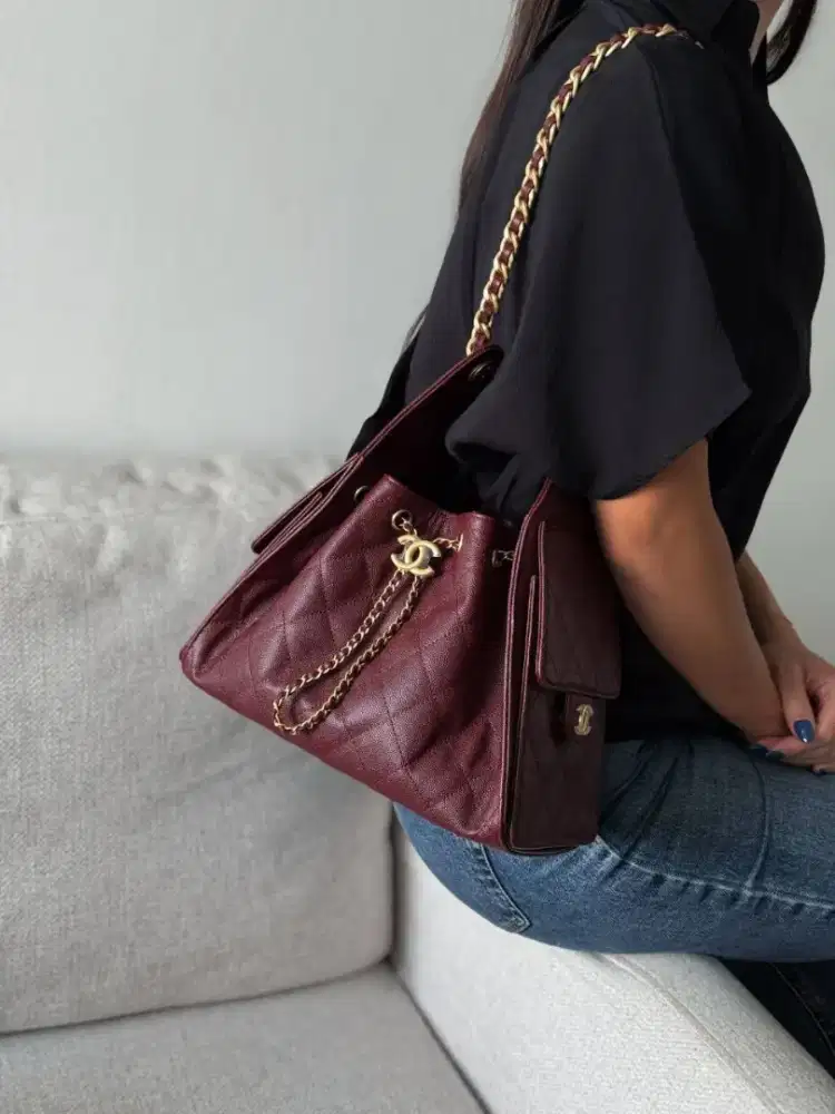 Preloved Chanel C25 Small handbag
