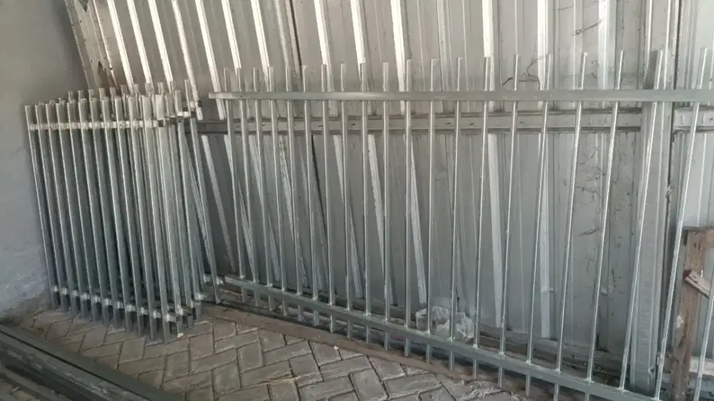 Dicari tukang las pagar