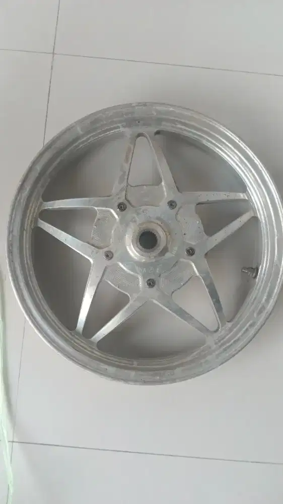 Pelk Ring 16 cocok buat beat, aerox dll