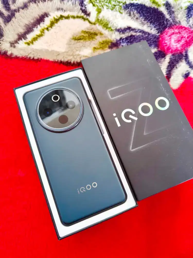 IQOO Z10 5G RAM 12+12/256 GB FULLSET GARANSI PANJANG
