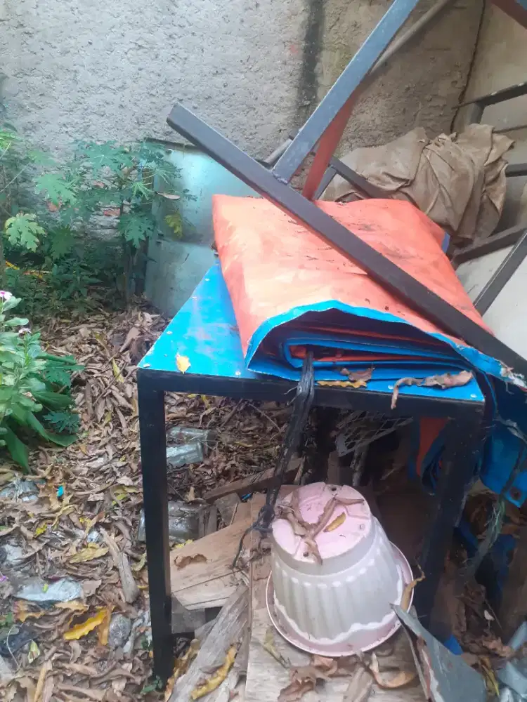 Terpal tebal 9m×6m + meja besi 2