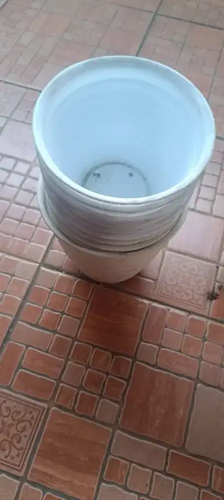 Pot diameter 18 cm